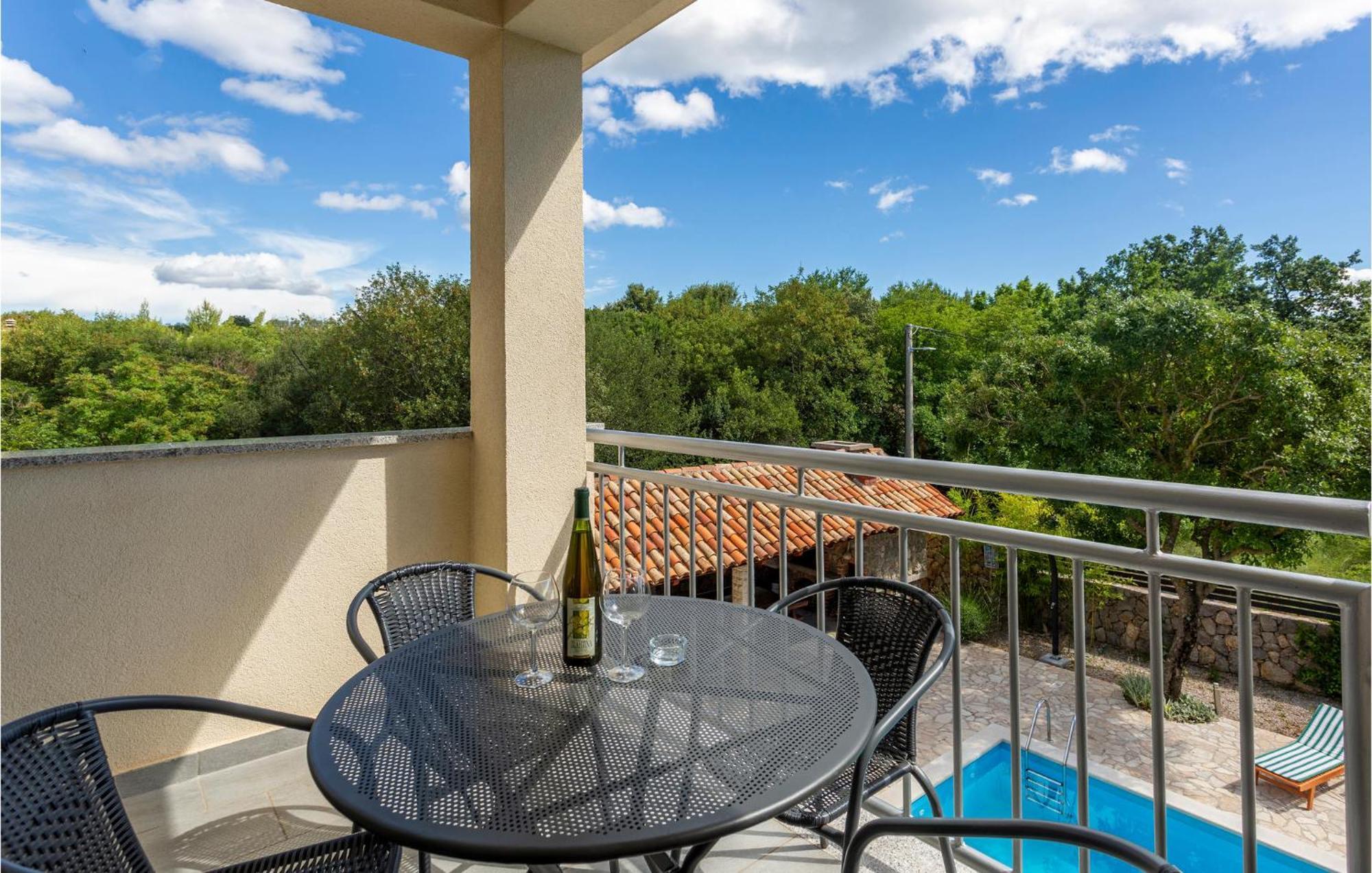 Beautiful Apartment In Pinezici With Wifi Exteriör bild